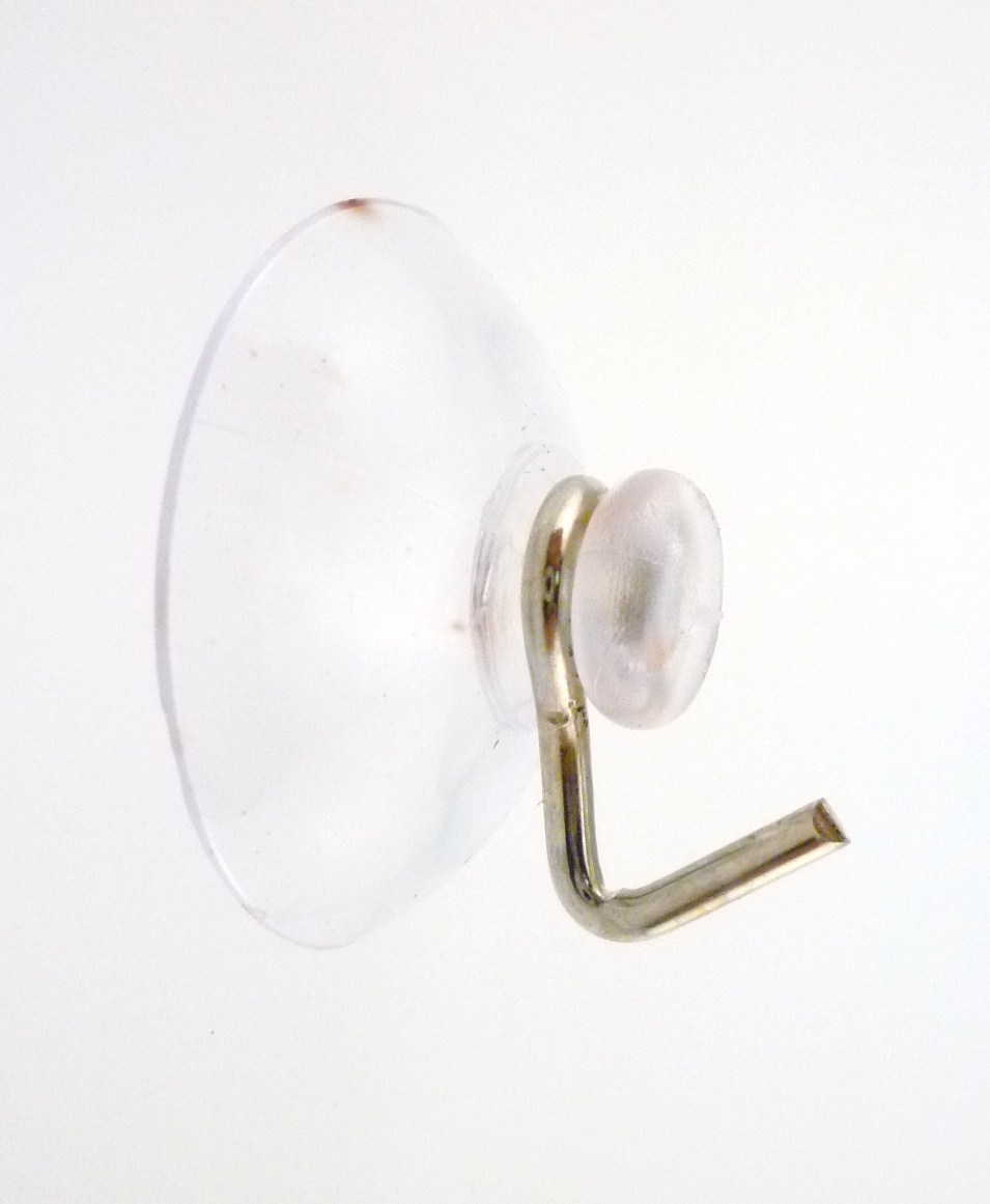 SUCTION CUP 3/4" WITH METAL HOOK